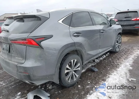 2018 Lexus Nx Nx 300 z USA, uszkodzony, nr VIN JTJBARBZ1J2175351